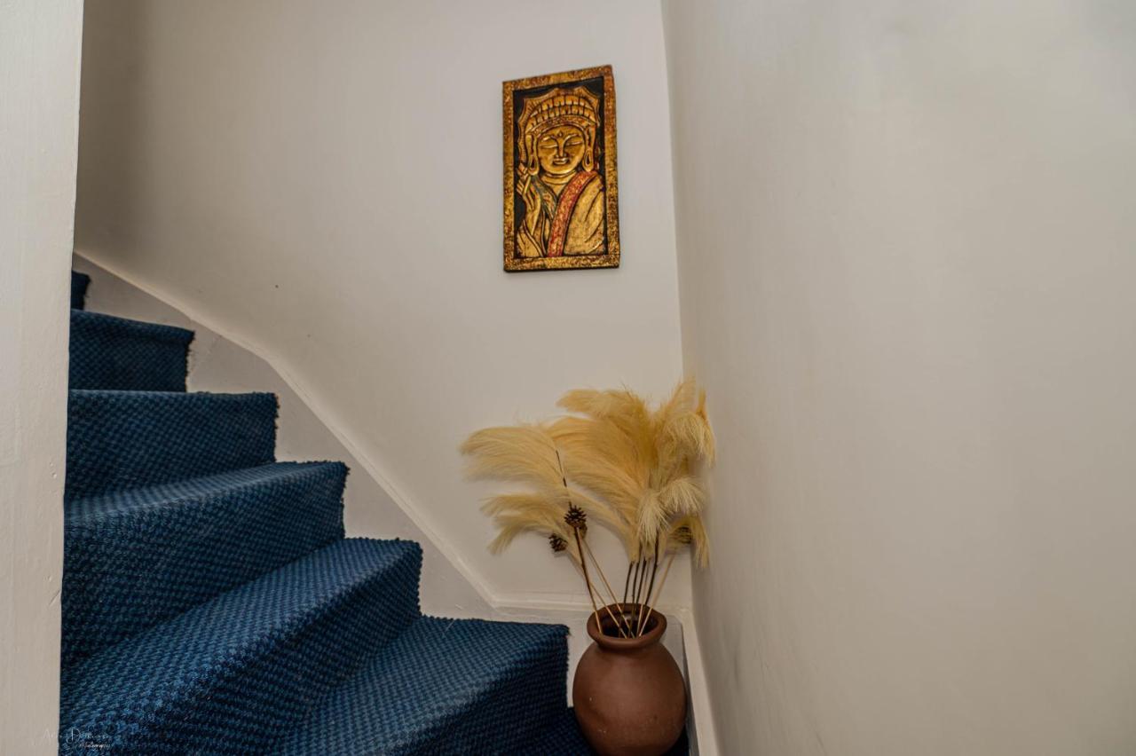 4 Bedrooms,2 Bathrooms House With Free Parking Plumstead  Eksteriør billede